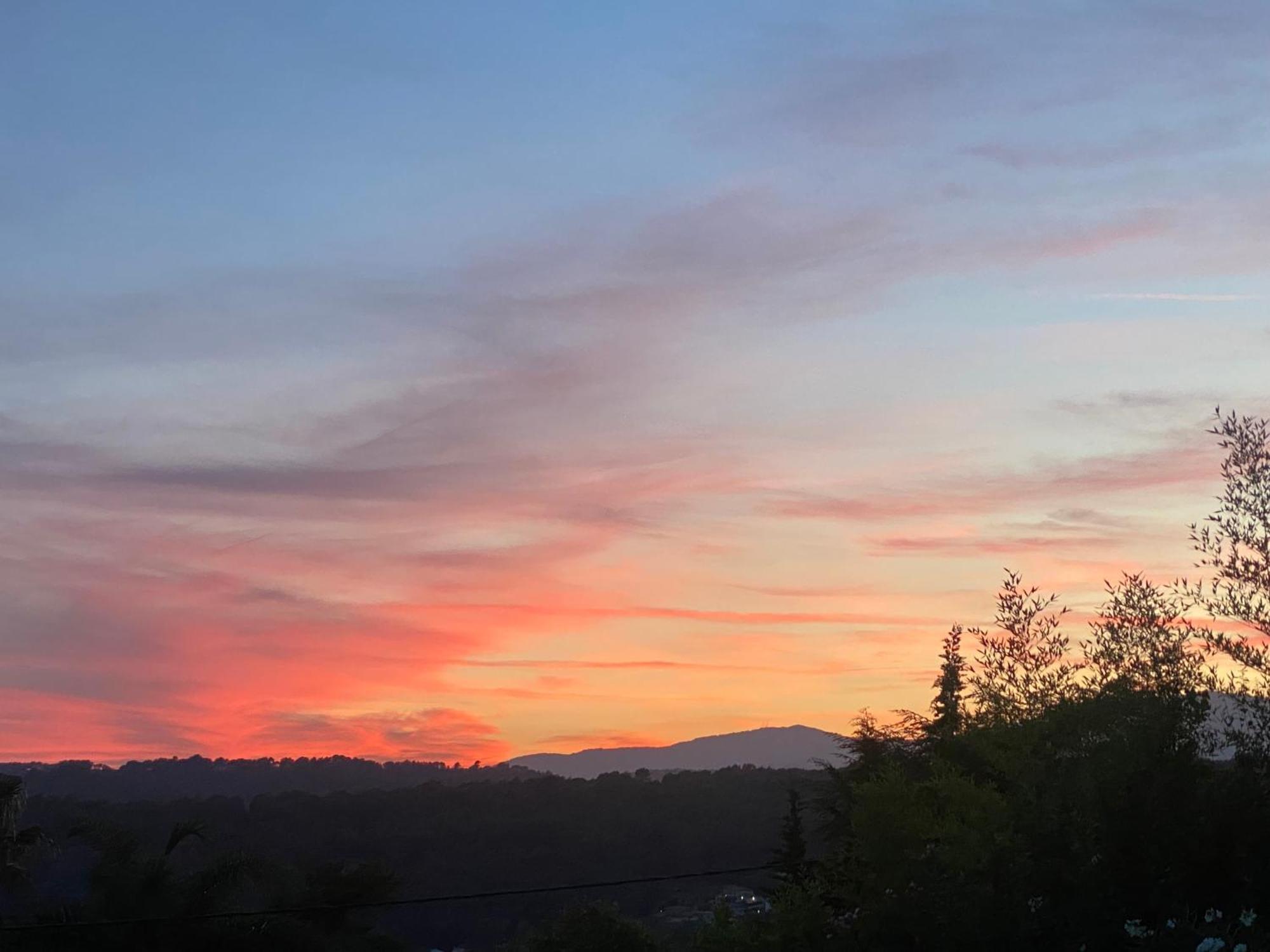 Maison Saint Paul Bnb La Colle-sur-Loup Bagian luar foto