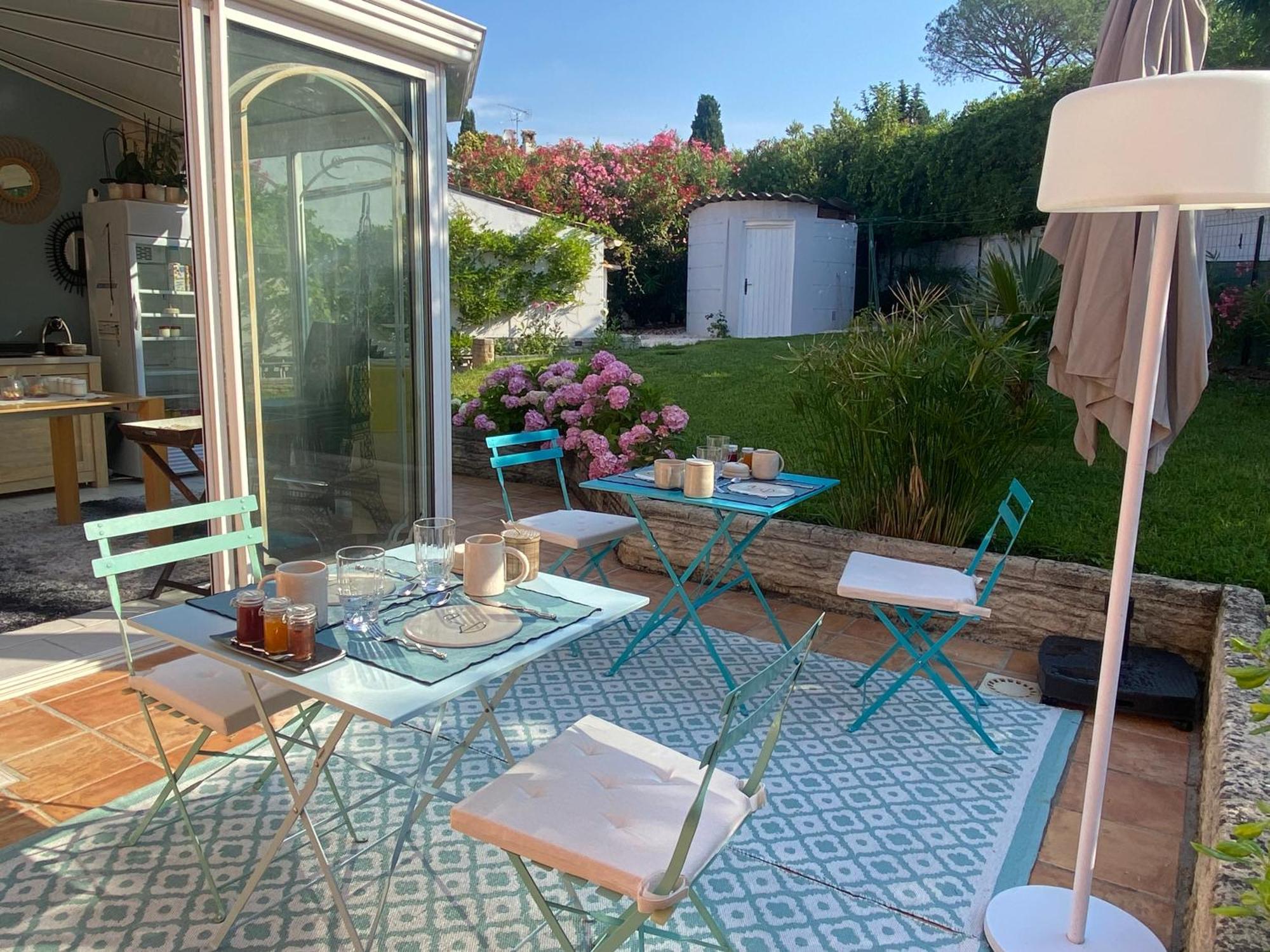 Maison Saint Paul Bnb La Colle-sur-Loup Bagian luar foto